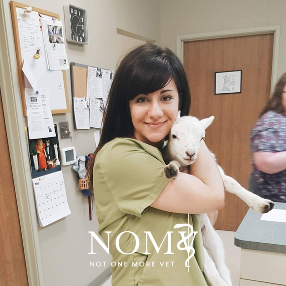 Meet your Posher, Emily - Picture 1 of 1